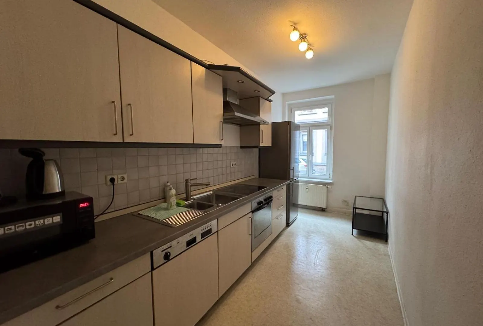 Apartment Wunderschoene Ferienwohnung Hebelstrasse 32 In Leipzig