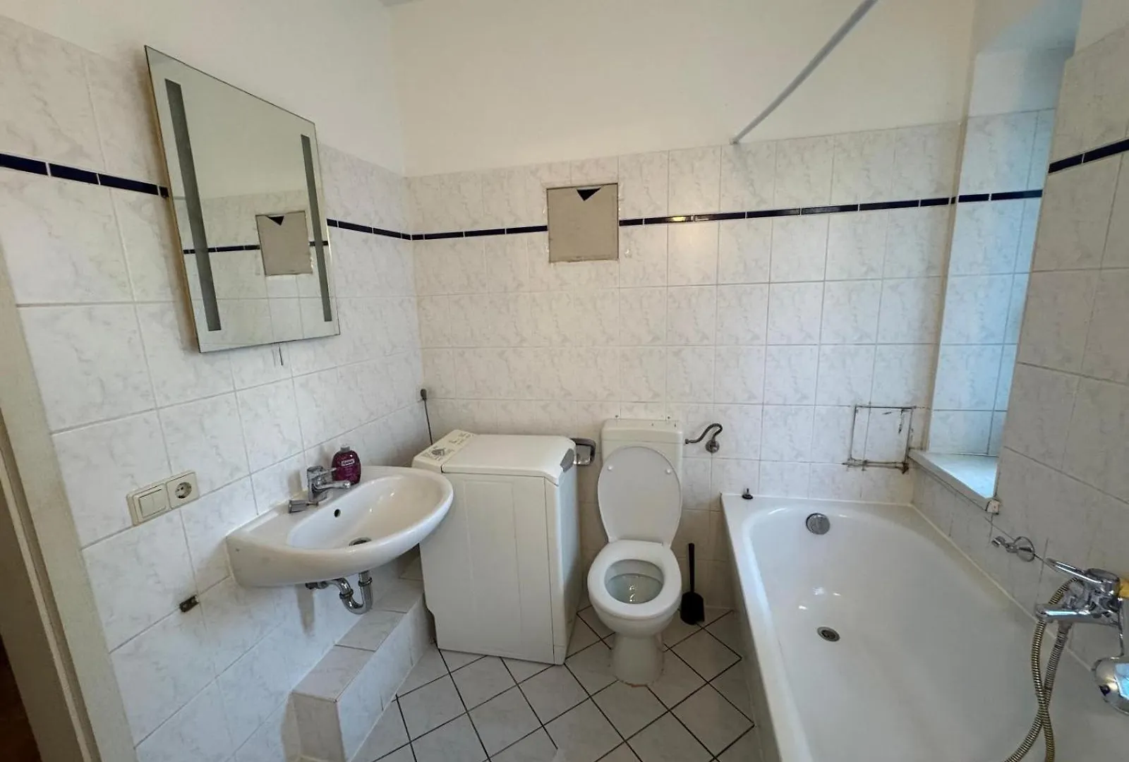 Apartment Wunderschoene Ferienwohnung Hebelstrasse 32 In Leipzig